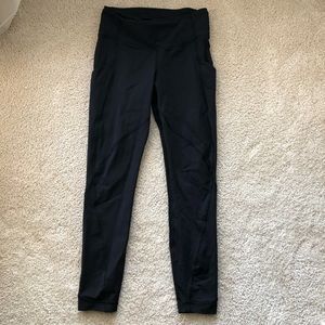Black Lululemon Leggings In Size 4 w/ Mesh Detail